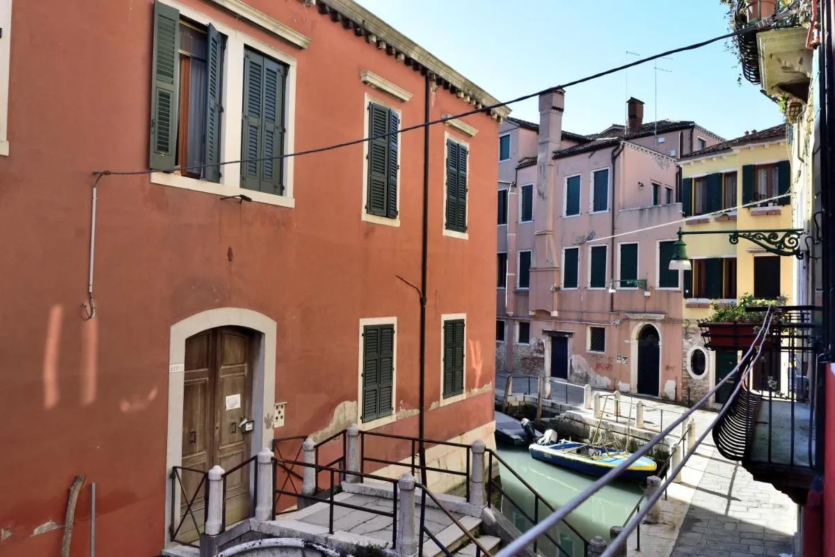 Image 5 of Venice Life