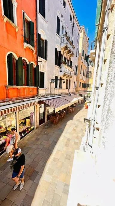 Image 5 of Venice Lin Apartment