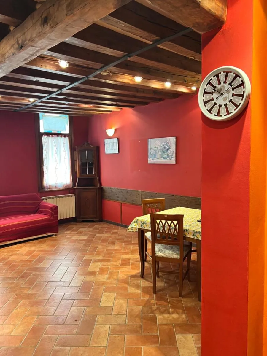 Image 1 of Venice Lin Apartment