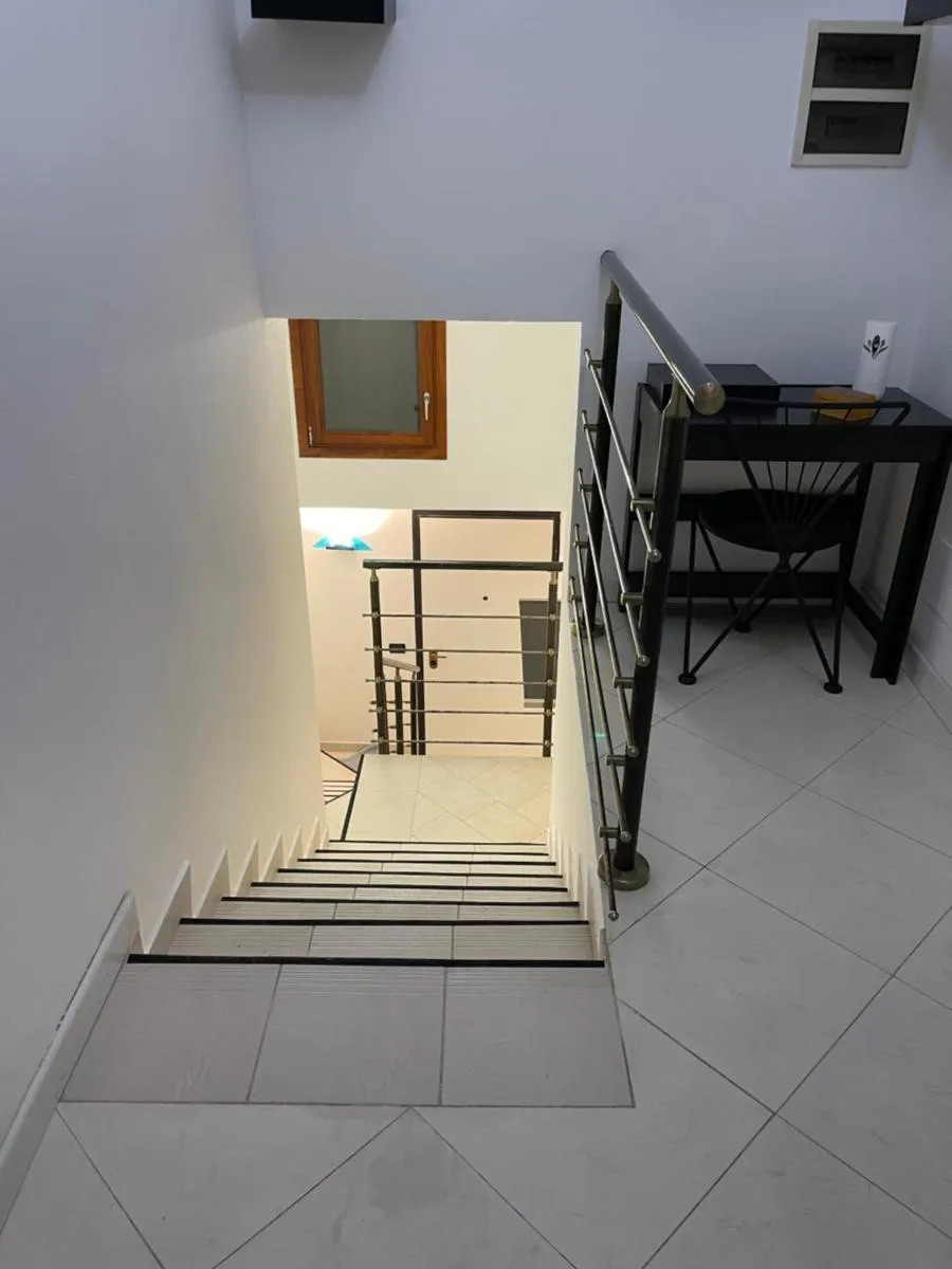 Image 4 of VeniceRelax