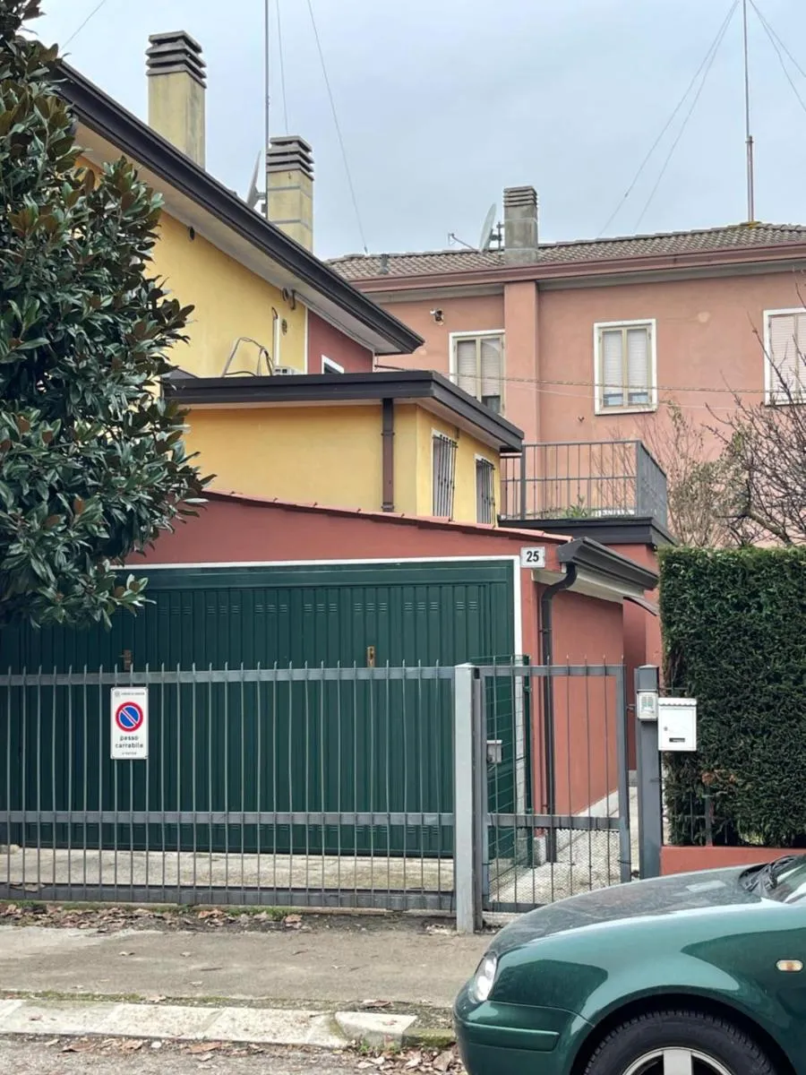 Image 1 of VeniceRelax