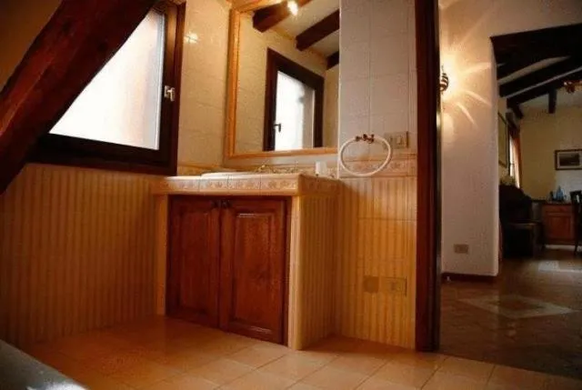 Image 2 of Venice Salute Apartments