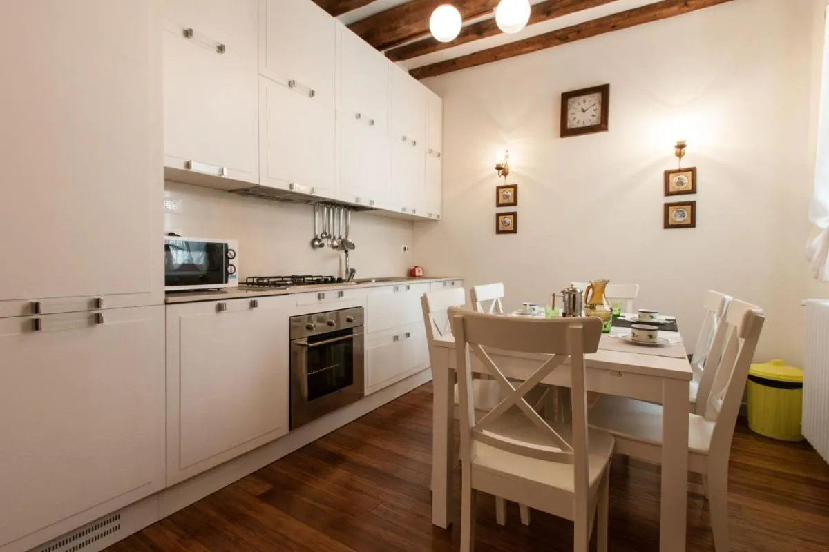 Image 2 of Ve-nice Suite Rio Marin SC847