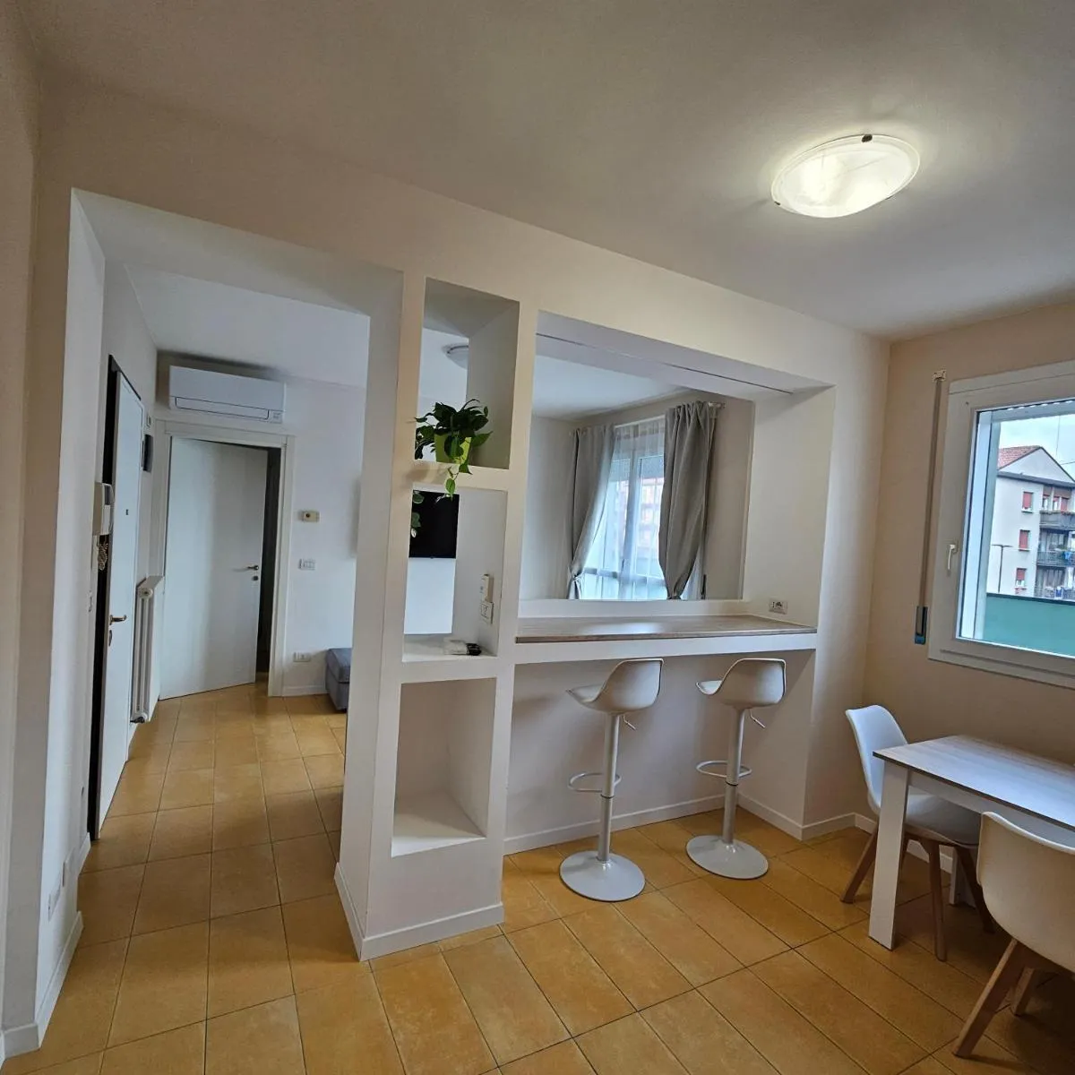 Image 3 of Venice Urban Apartment