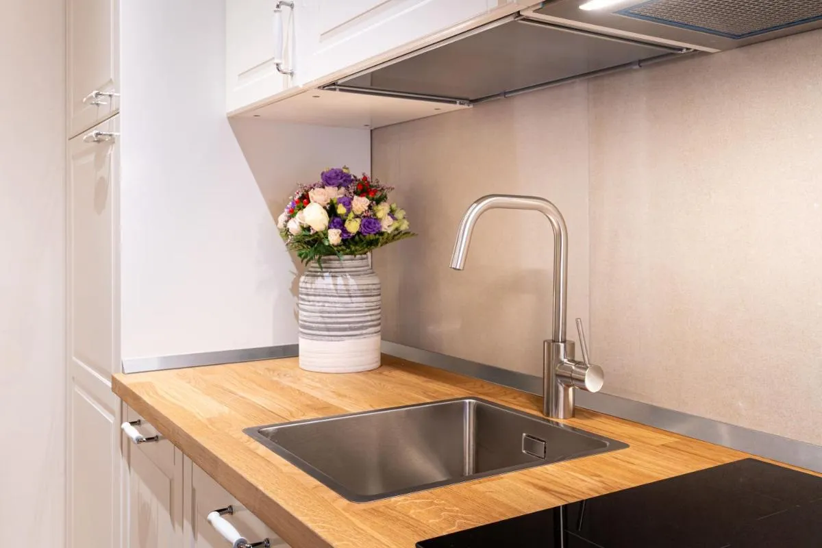 Image 2 of Vista Canale, 4 ospiti, 2 camere e 2 bagni