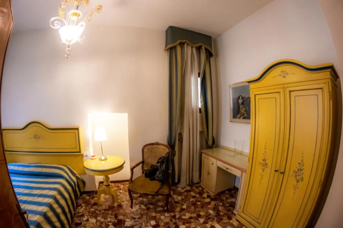 Image 1 of Zaffiro Apartment VENICE