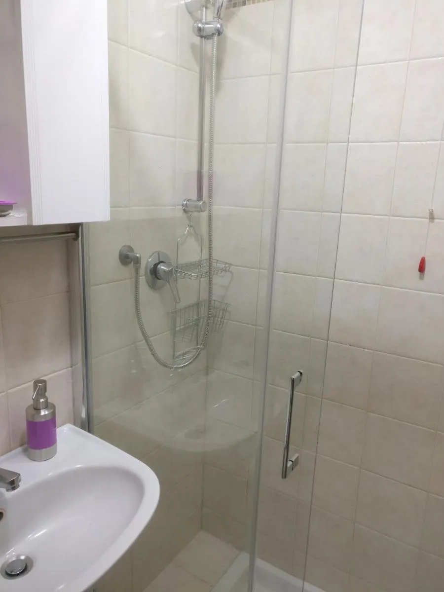 Image 4 of alla lista