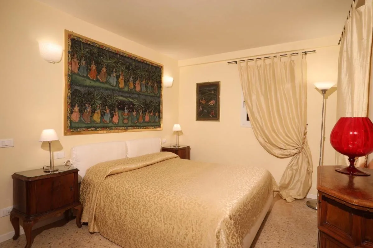 Image 6 of la levantina