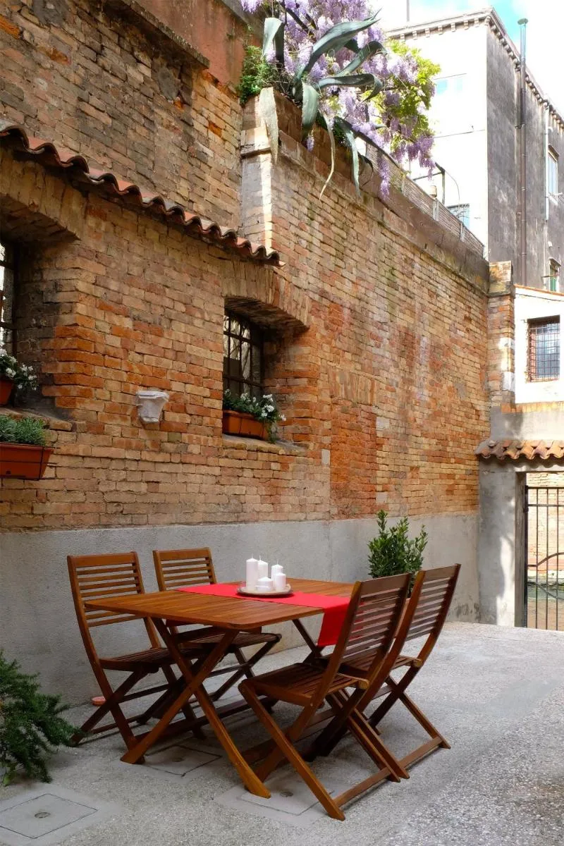 Image 5 of la levantina