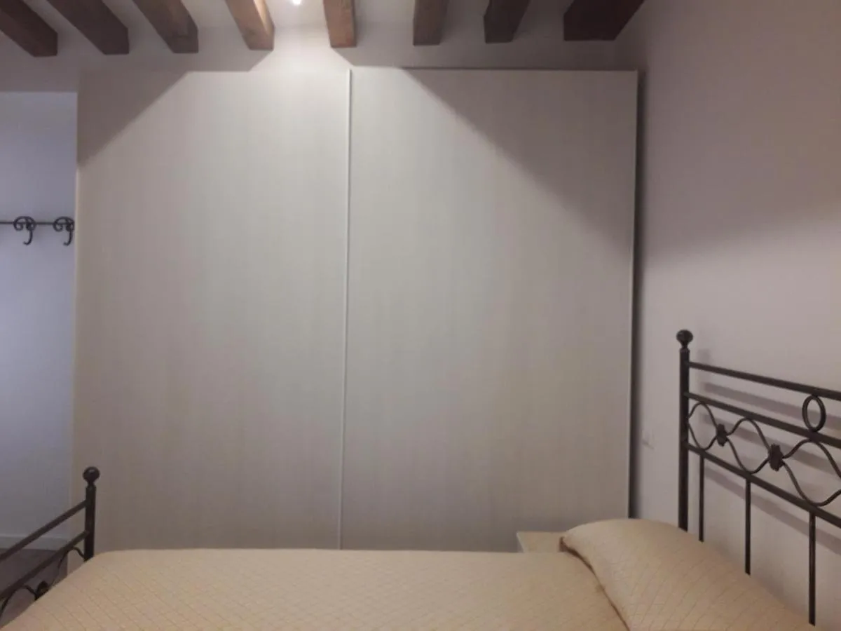 Image 6 of raggio di sole dietro piazza San Marco