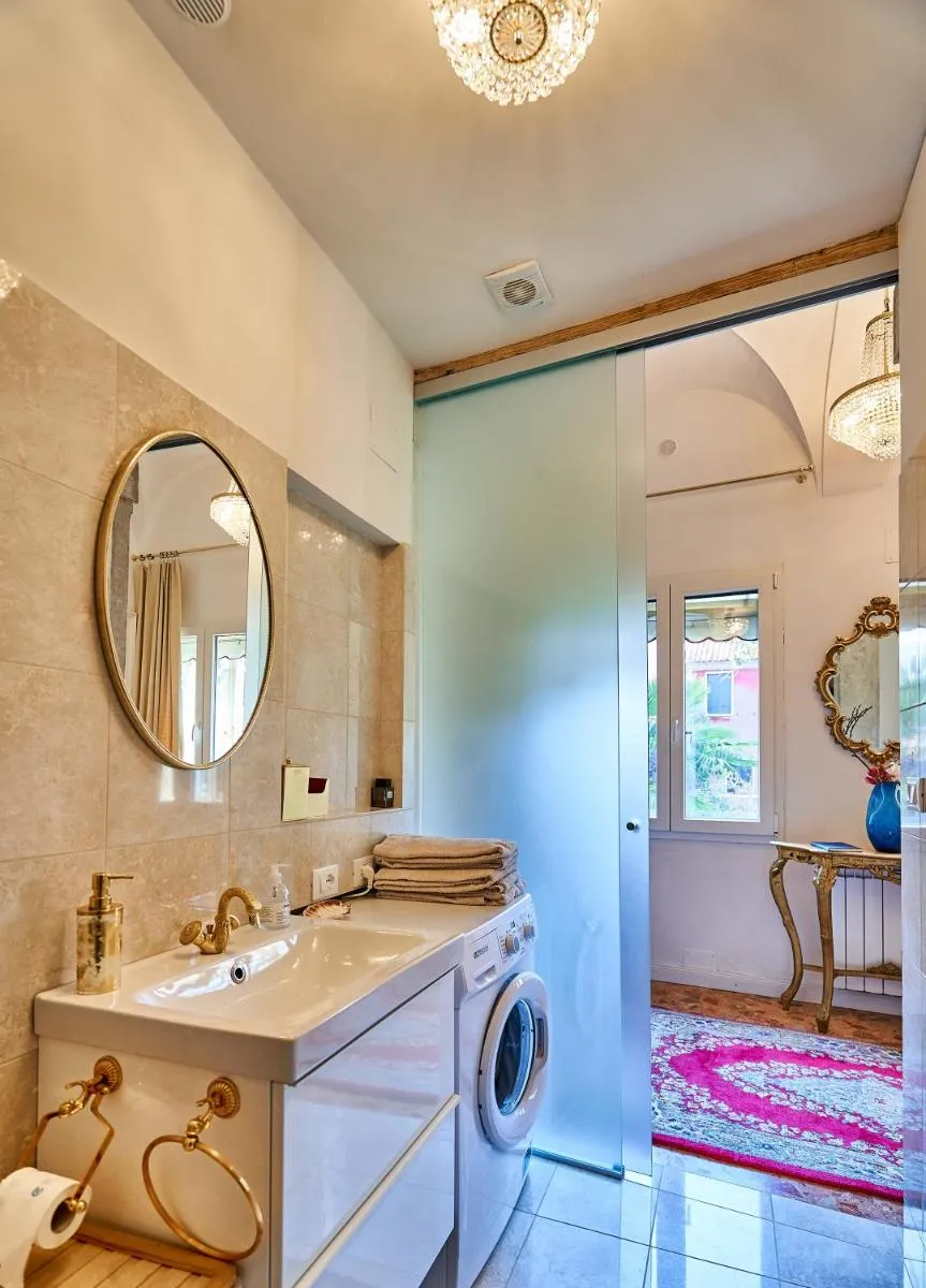 Image 5 of venezianischer Palazzo mit kostenlosen WLAN nähe Markusplatz