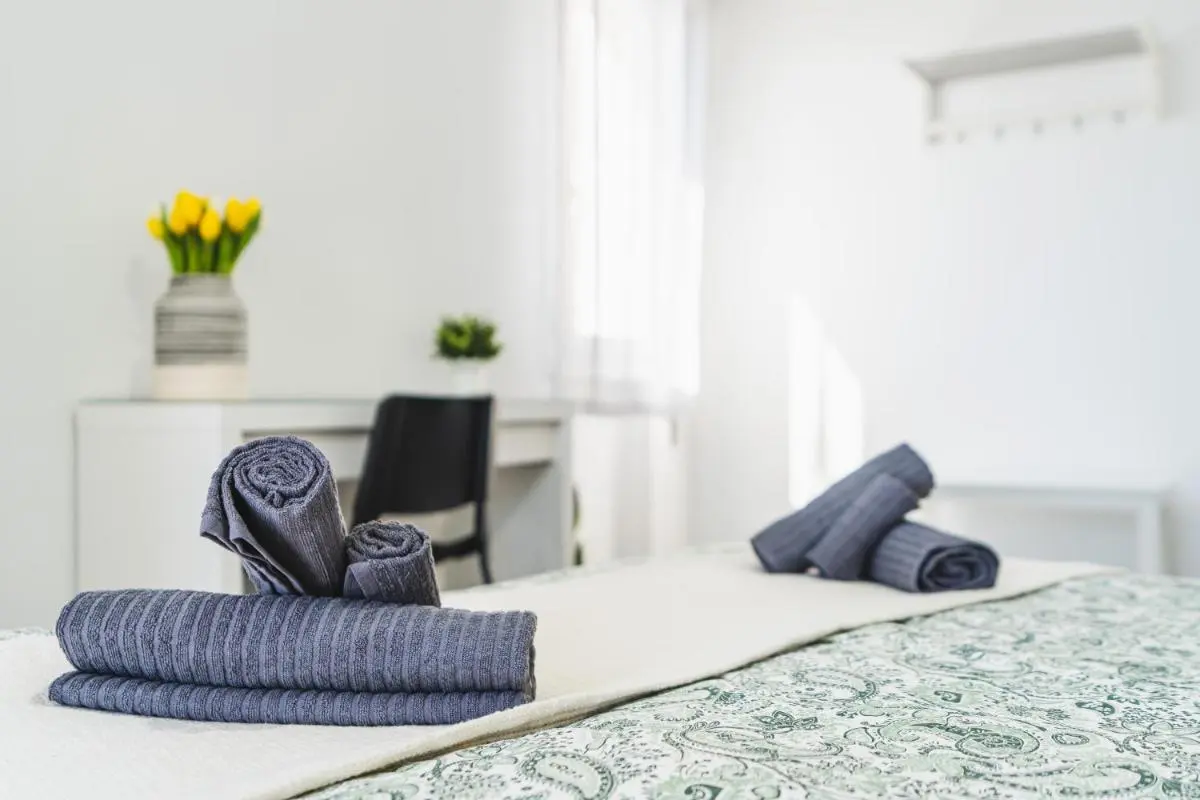 Image 2 of 7 posti, a pochi minuti da Venezia, posto auto