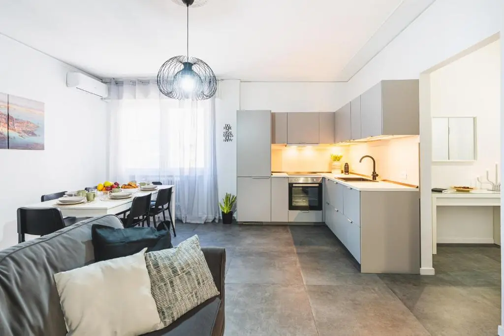 Image of 7 posti, a pochi minuti da Venezia, posto auto