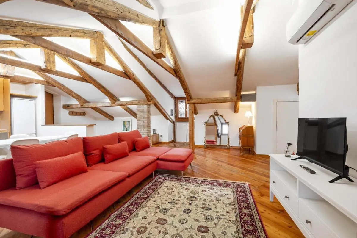 Image 4 of Accademia Sunshine with Terrace