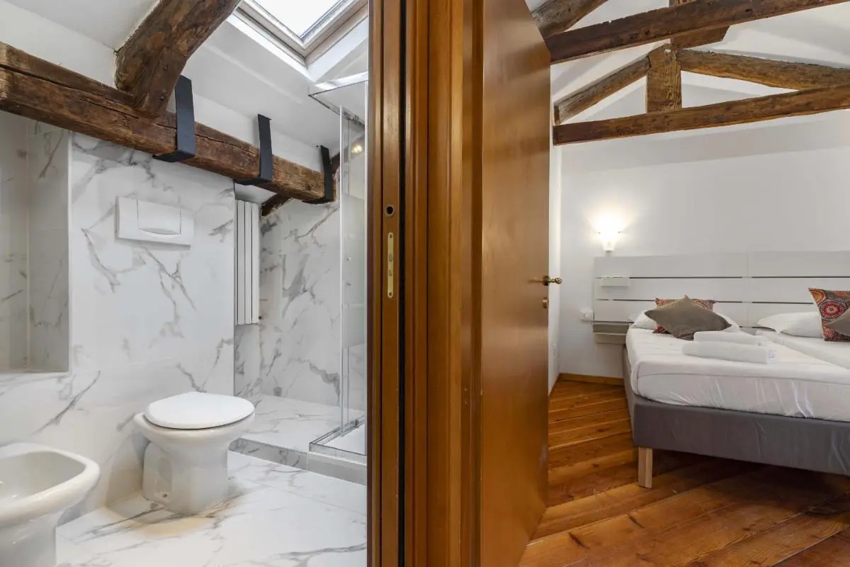 Image 2 of Accademia Sunshine with Terrace