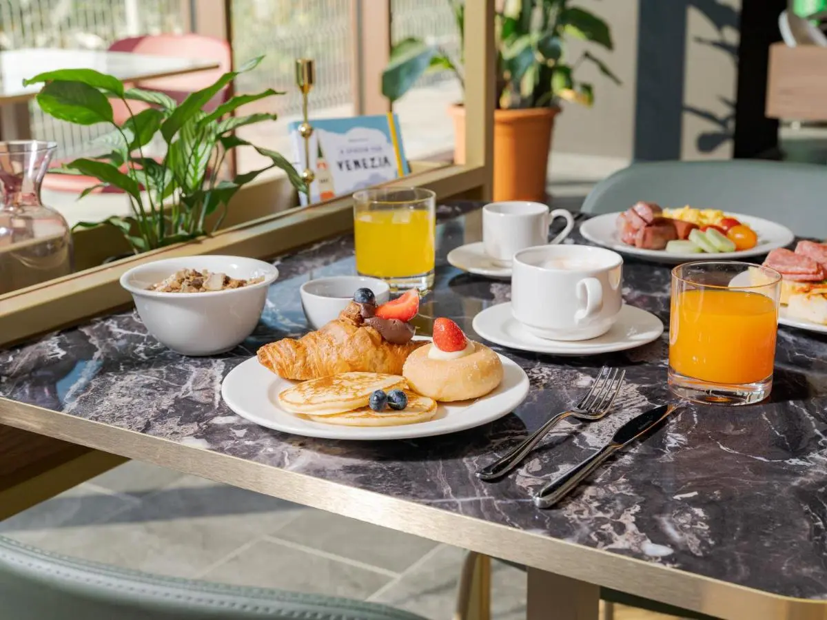 Image 2 of B&B HOTEL Venezia Laguna