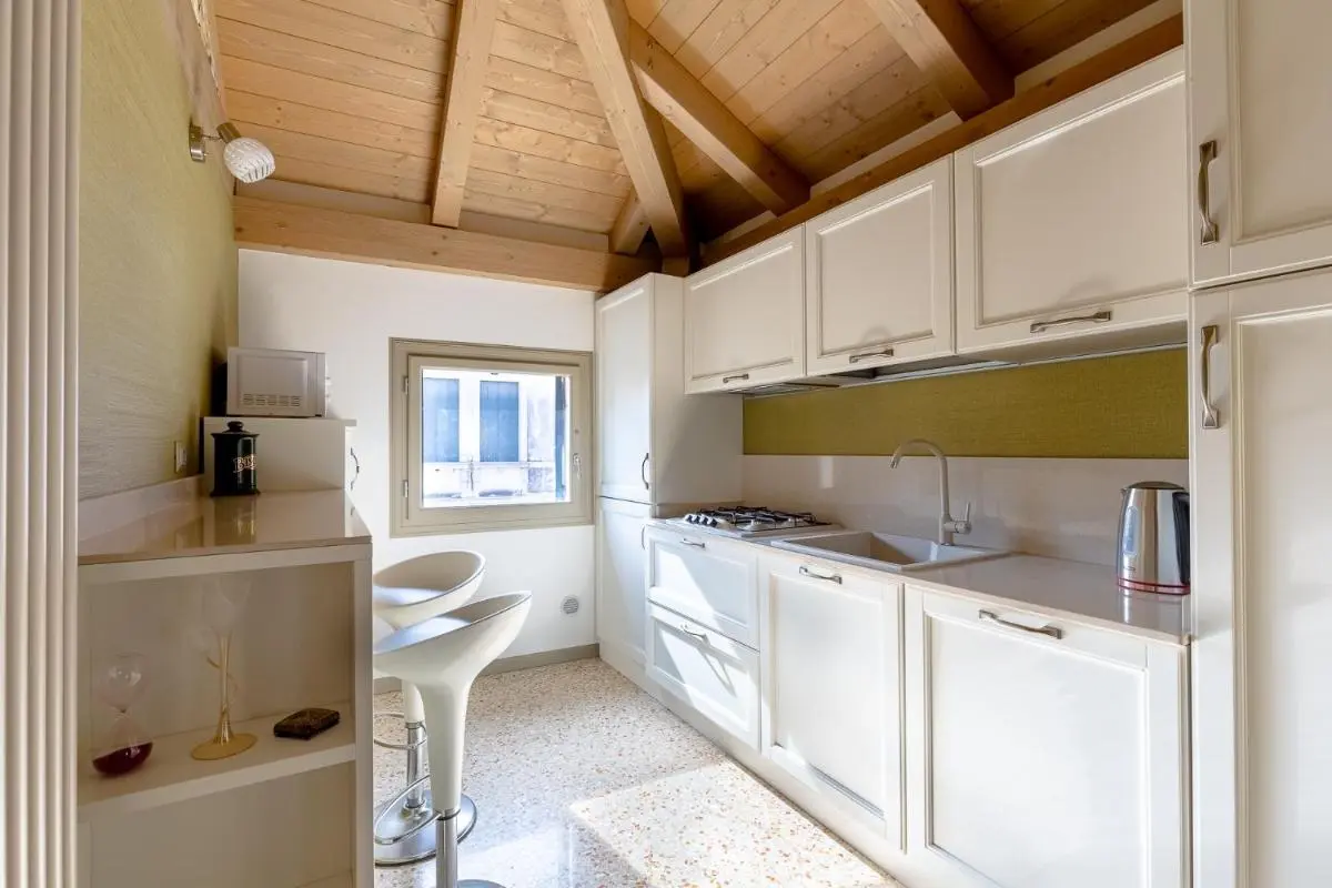 Image 2 of Ca’ Cappello Venice Apartment 2 with Canal View