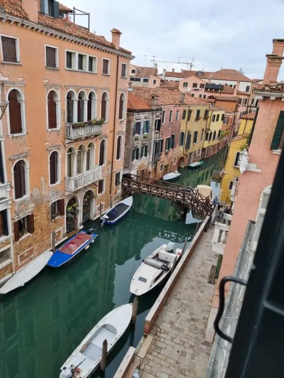 Image of Ca’ Cappello Venice Apartment 2 with Canal View