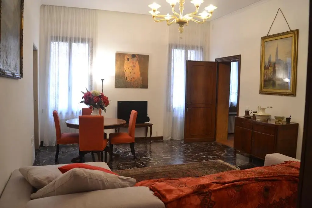 Image of Castello 5888 B, Santa Marina, Calle Marcello, Canale