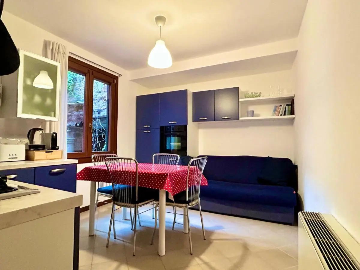 Image 3 of Central Flat Romantic Domus Remedio