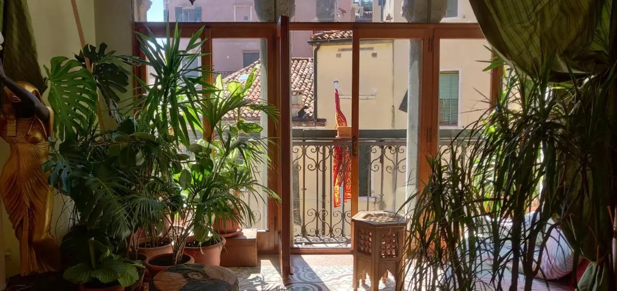 Image 5 of Charming large palazzo in center Venice for up to 9 people
