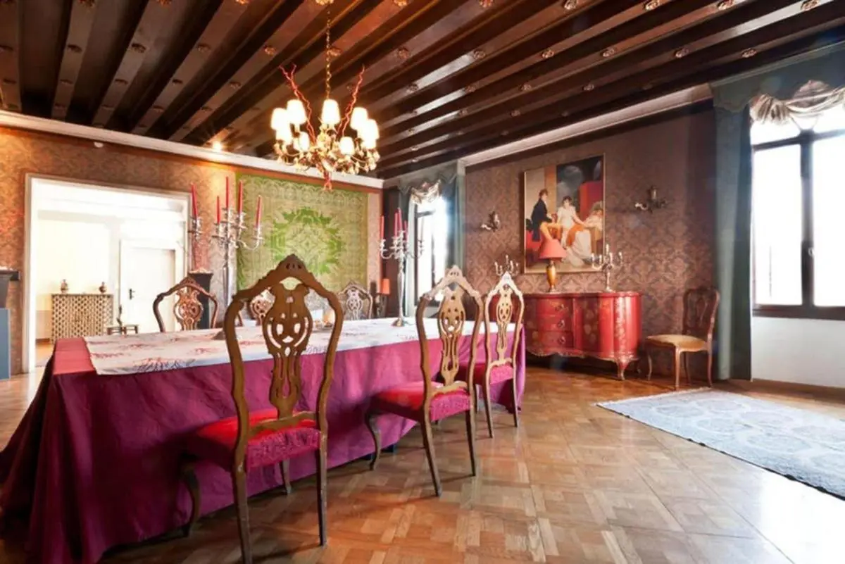 Image 3 of Charming large palazzo in center Venice for up to 9 people