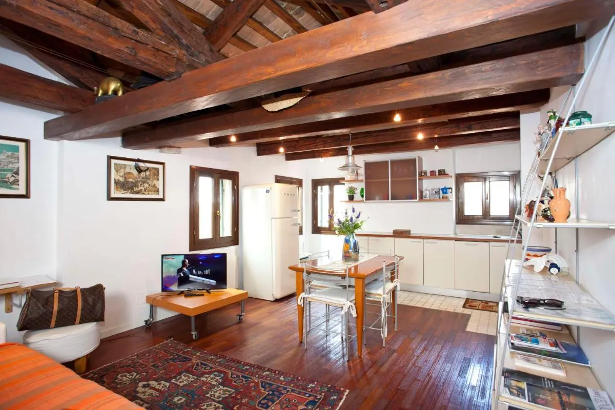 Image 4 of Di Franco Super Attico