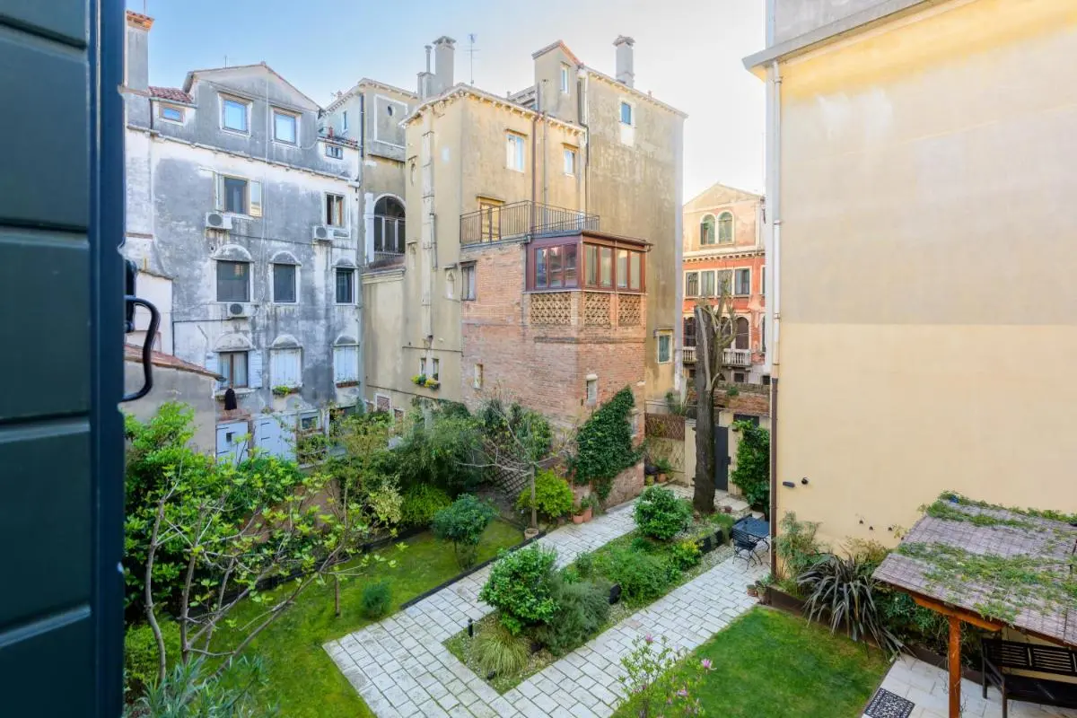 Image 5 of Fondamenta della Misericordia