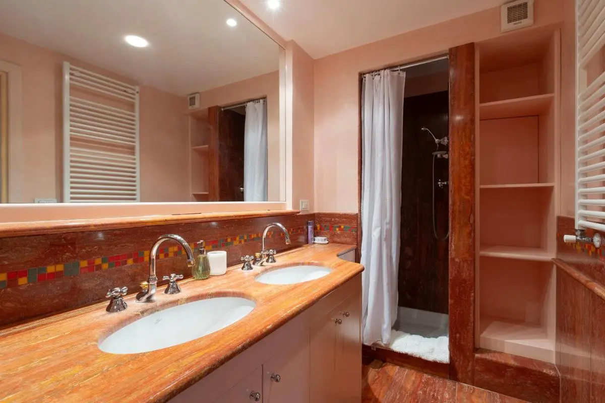 Image 6 of Fortuny3967 Suites & Wine