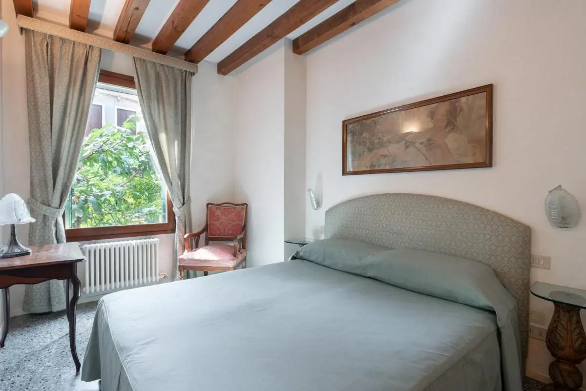 Image 1 of Garden apartment