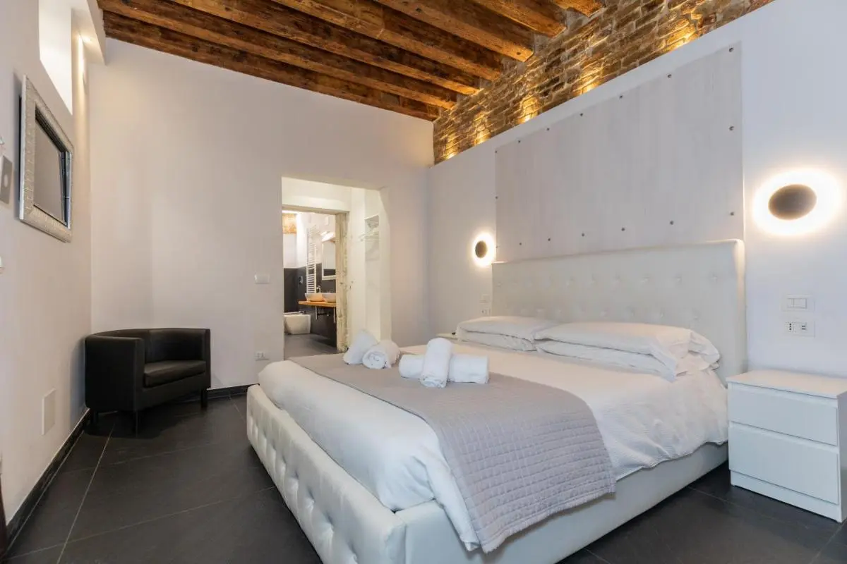 Image 1 of Giorgiapartaments Black exclusive