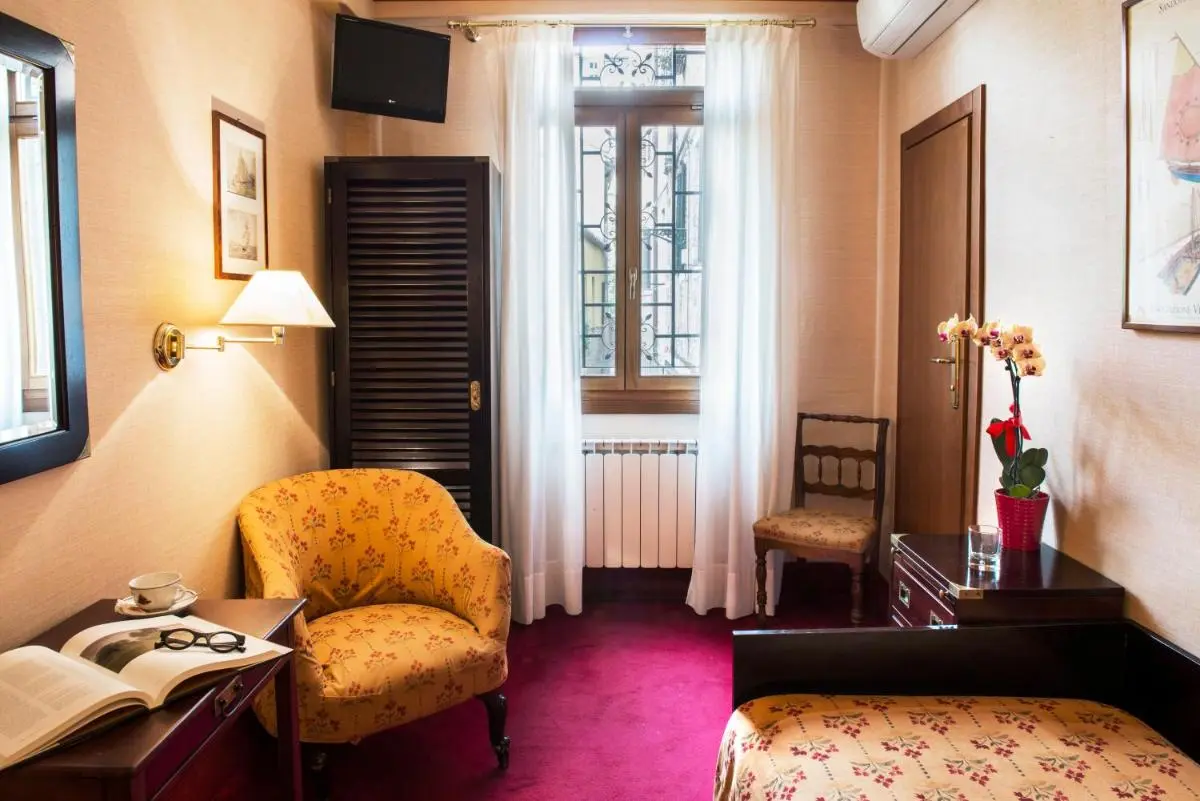 Image 4 of Hotel Agli Alboretti