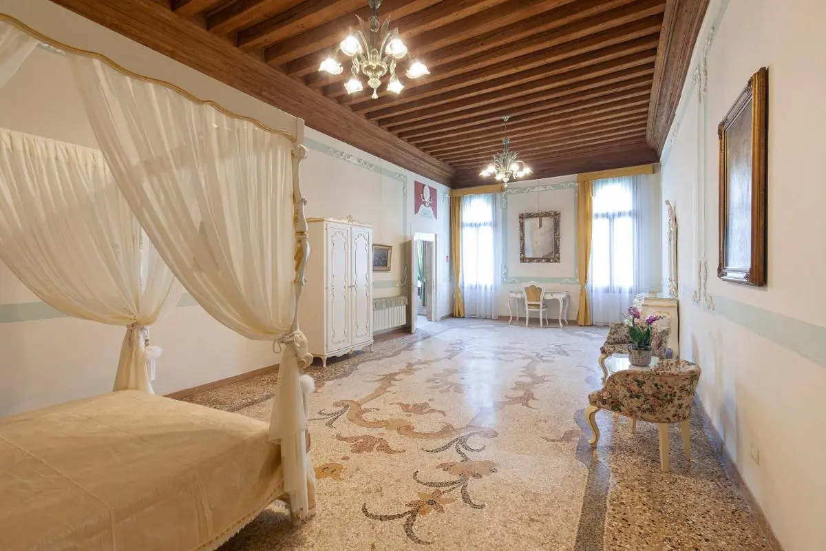 Image 1 of LUXURY APARTMENT PESARO PAPAFAVA