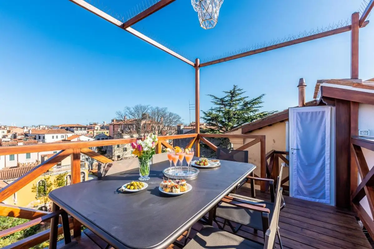 Image 5 of La casa di Hubert De Givenchy – Dimora Italia