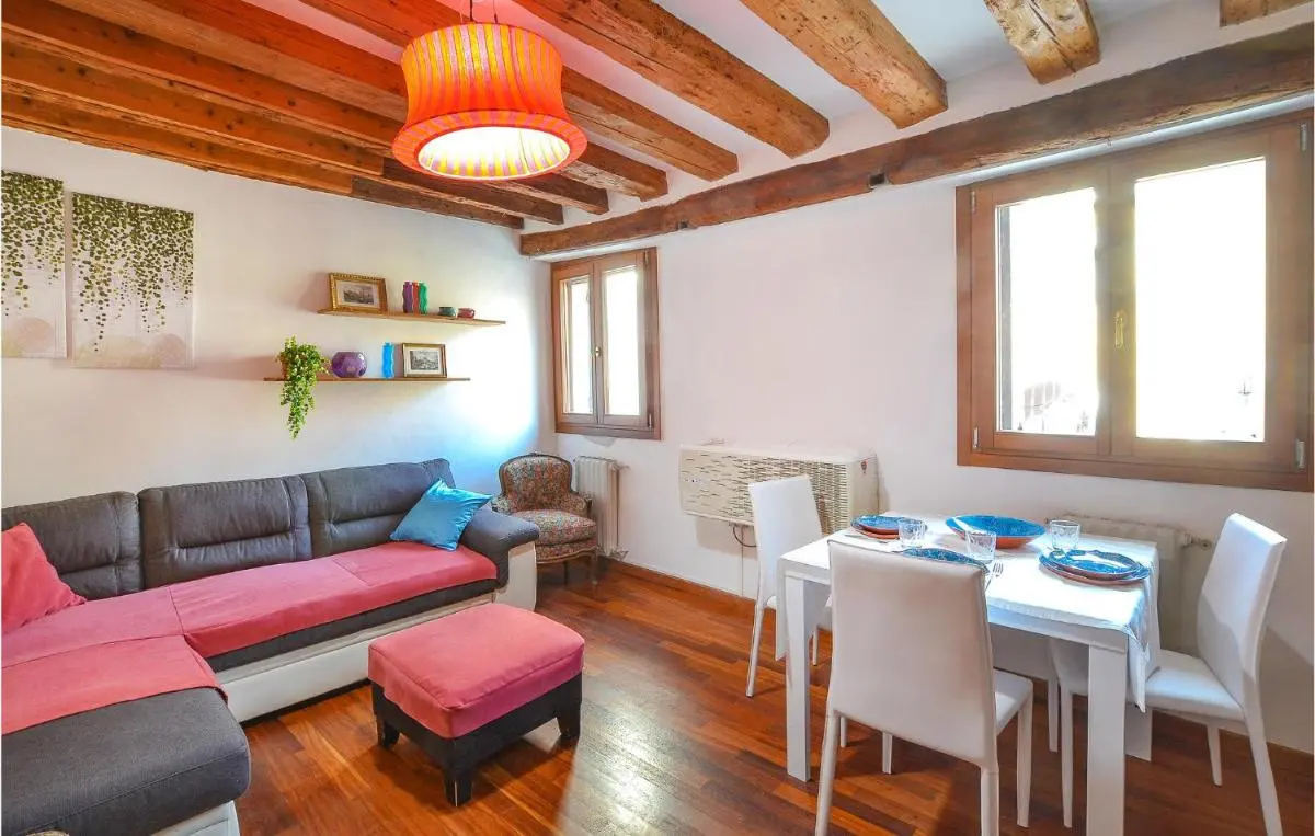 Image 1 of Lovely Apartment In Venezia With Wifi