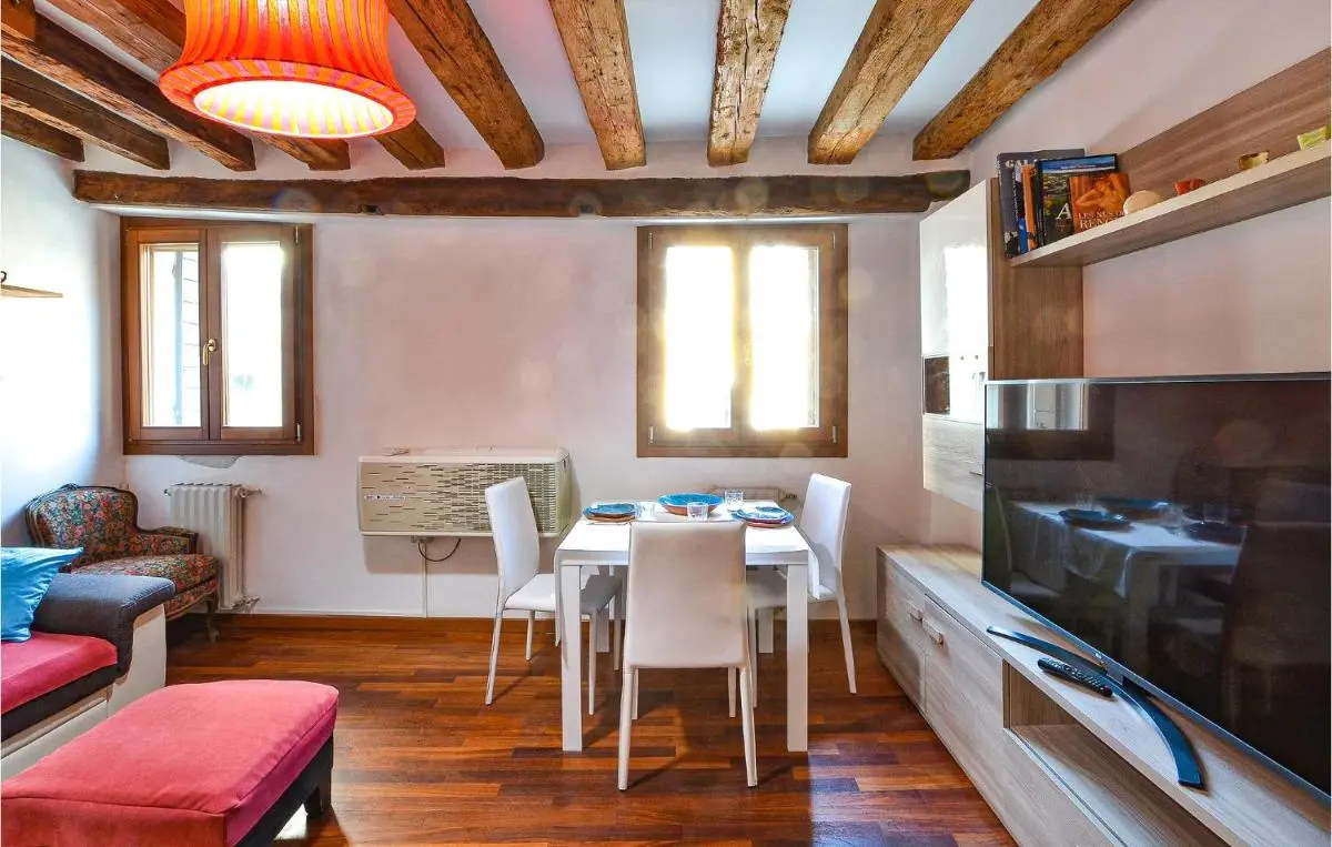 Image 5 of Lovely Apartment In Venezia With Wifi