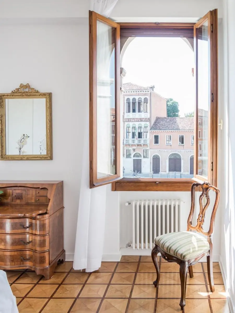 Image 6 of Luxury Apartment On Grand Canal by Wonderful Italy