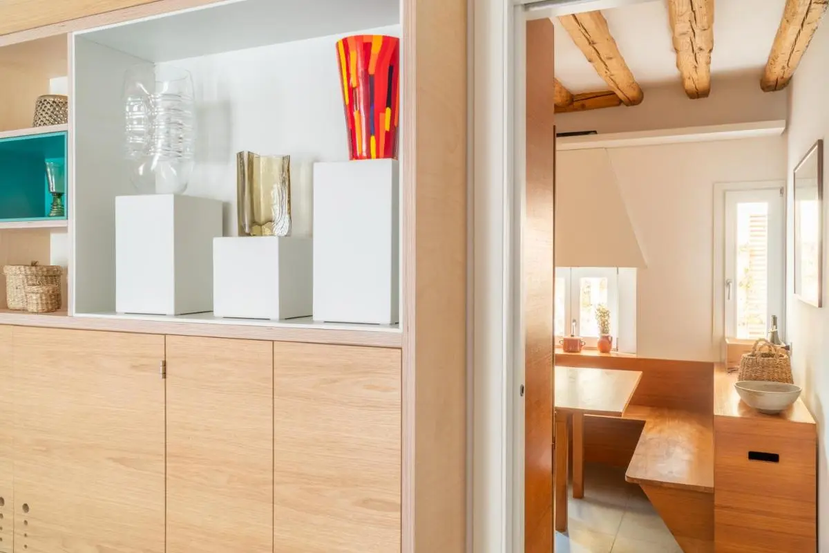 Image 2 of Luxury Garden Mansion R&R