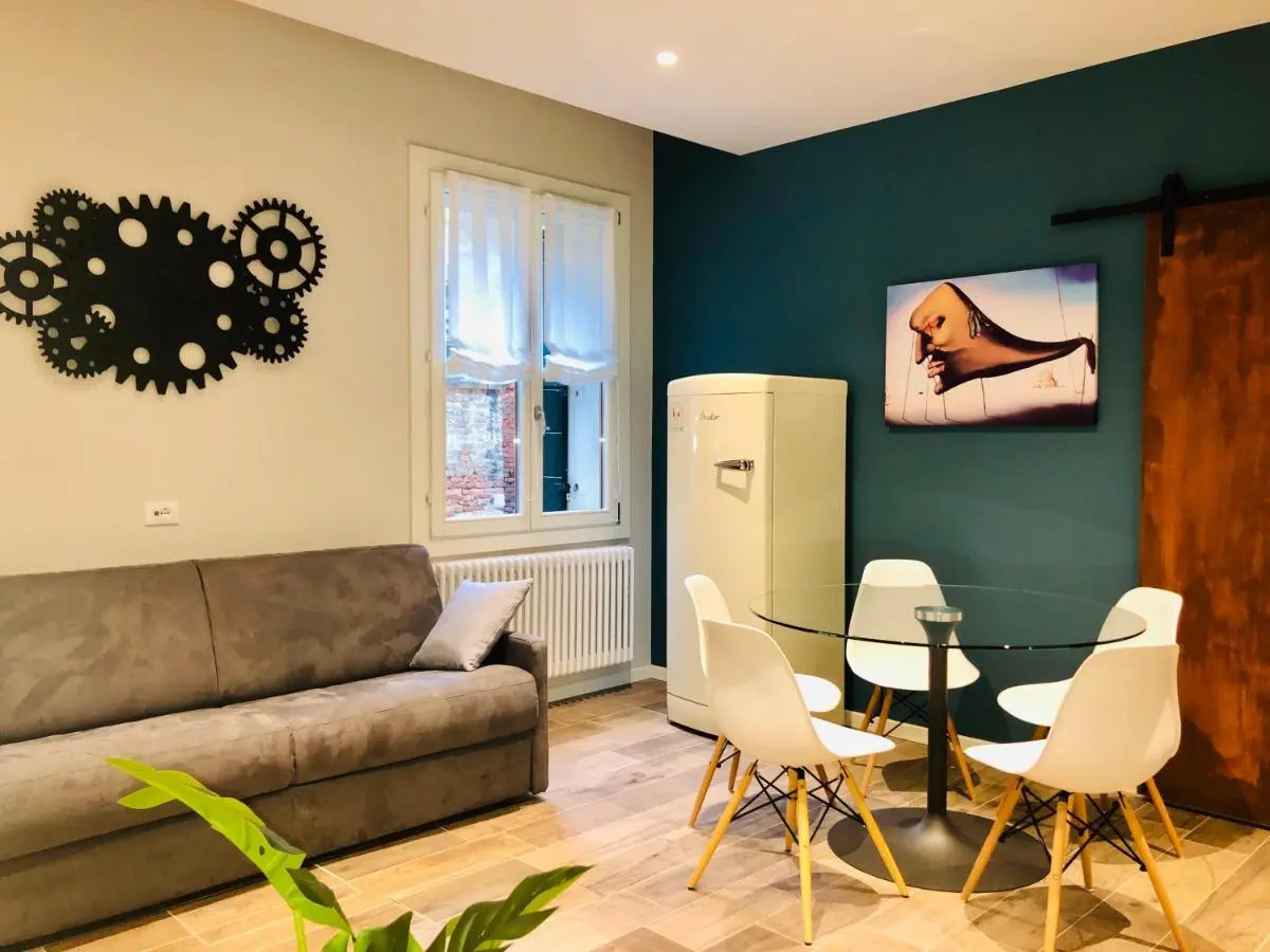 Image 4 of Magno Luxury Apt Canal View