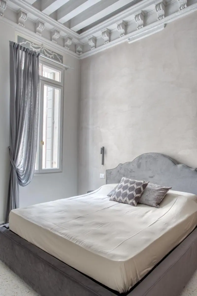 Image 5 of Palazzo Bonvicini 10