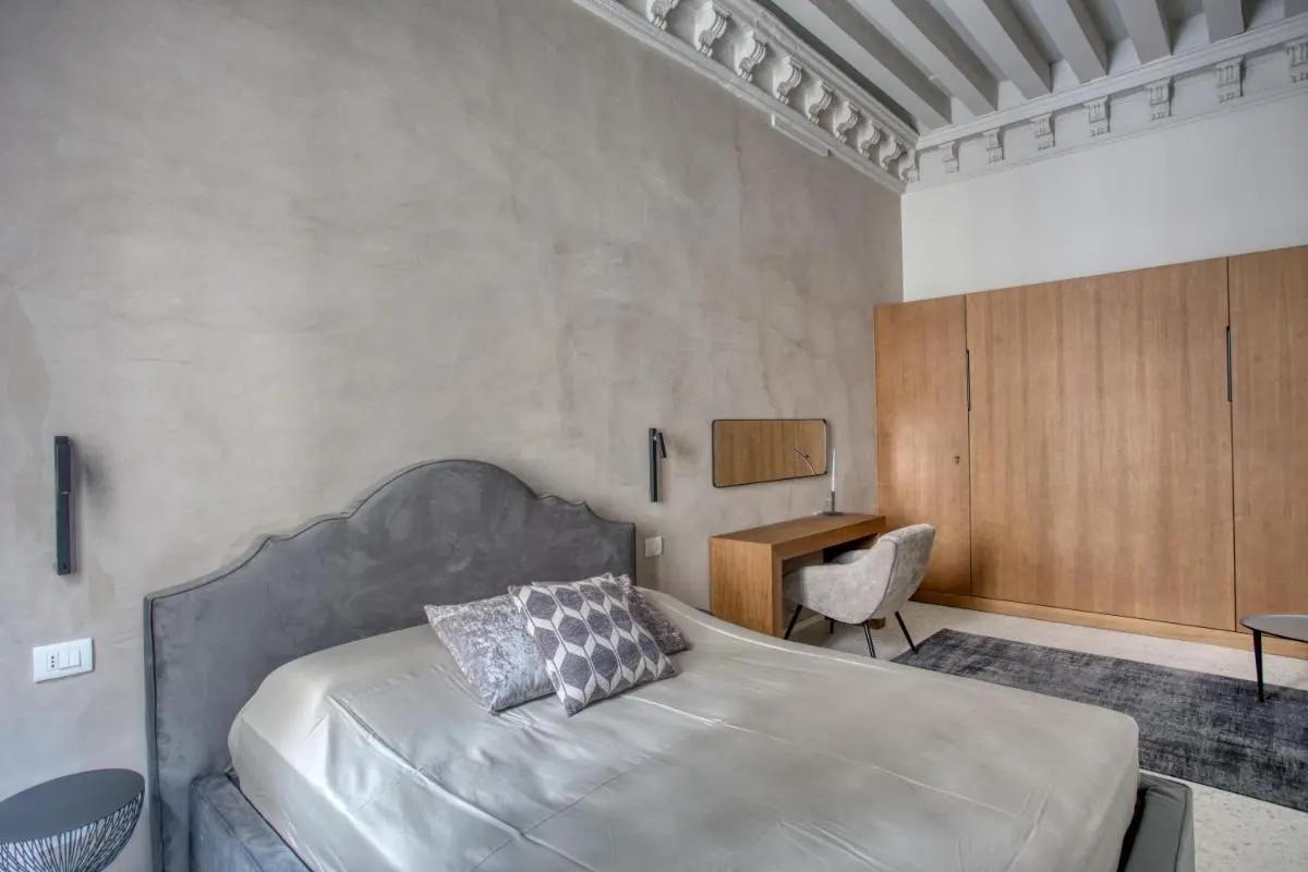 Image 1 of Palazzo Bonvicini 10