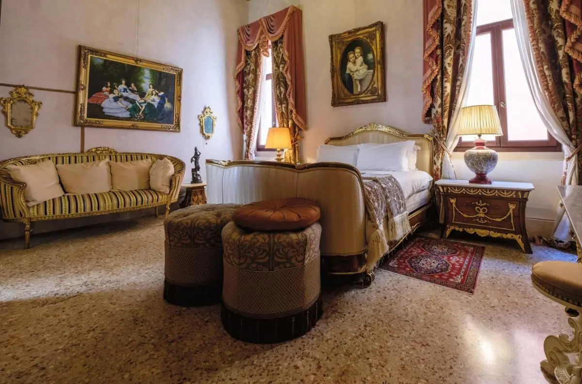 Image 6 of Palazzo Ca’ Bernardo By Francesco Molon