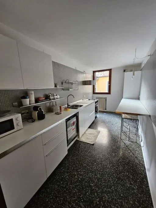 Image 5 of Palazzo Castelli