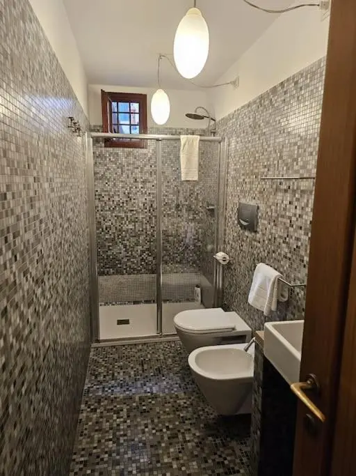 Image 6 of Palazzo Castelli