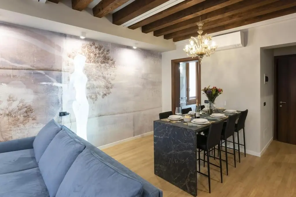 Image 3 of Rialto Prestige Apartment