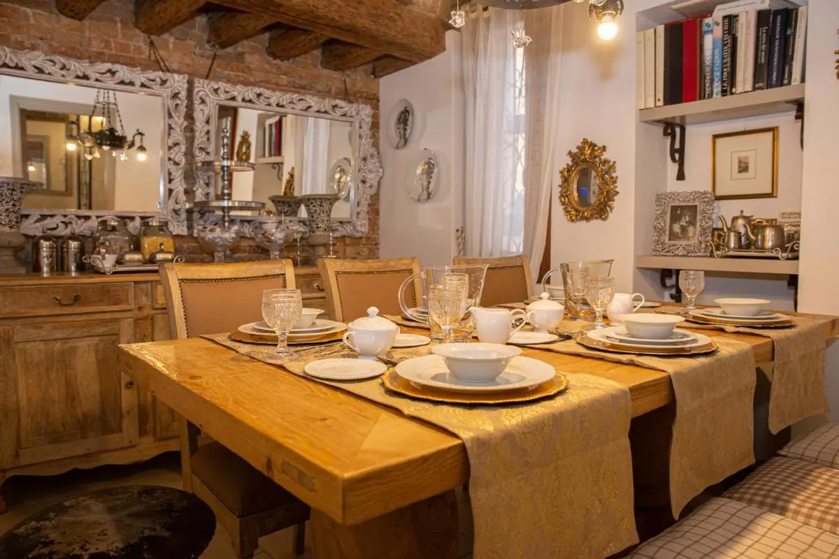 Image 3 of Rigoletto Charm