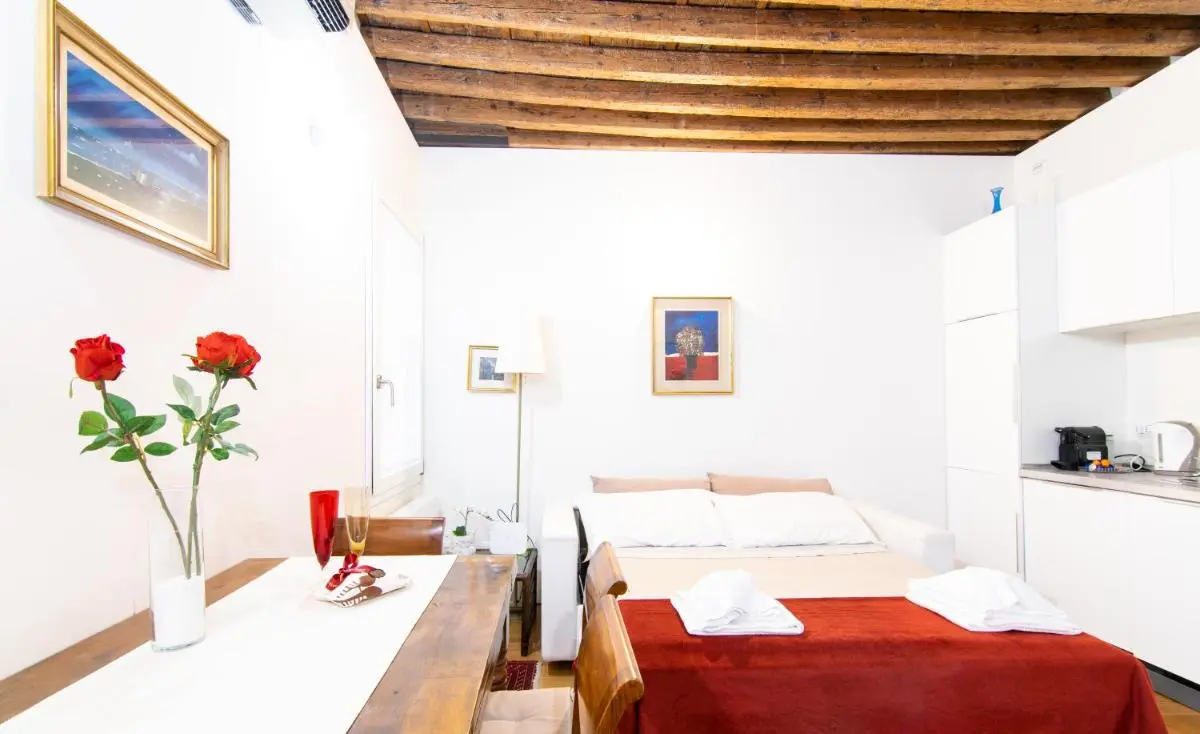 Image 6 of Romantic House Venice