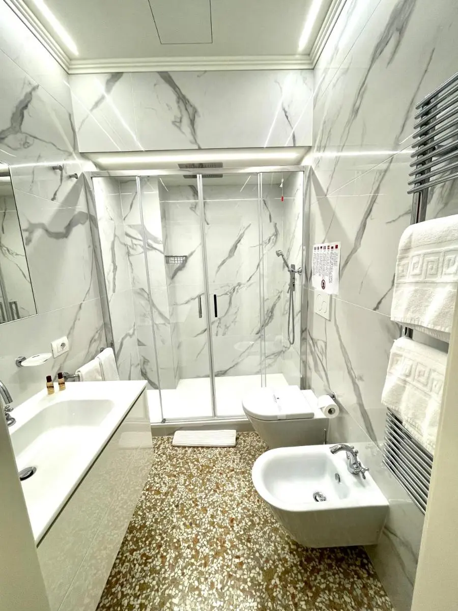 Image 6 of San Gregorio Venice Apartments