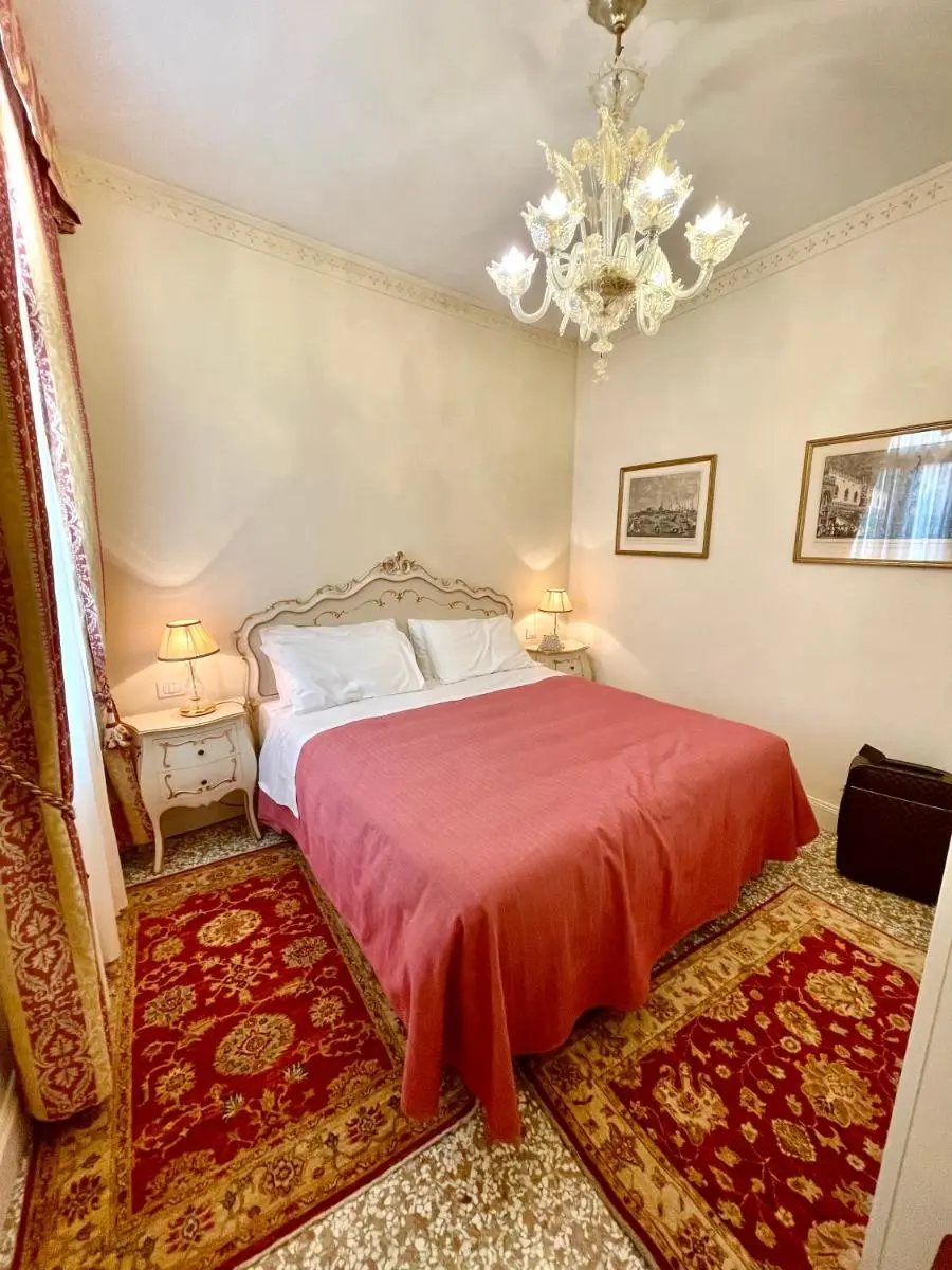 Image 5 of San Gregorio Venice Apartments