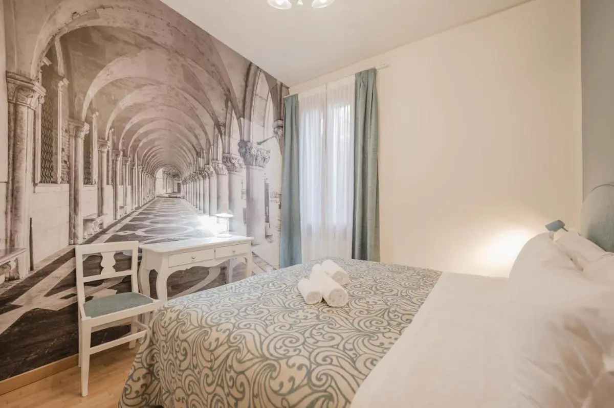 Image 6 of Santo Stefano Palace